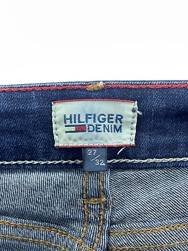 27 Beden mavi Renk Tommy Hilfiger Jean / Kot %70 İndirimli.