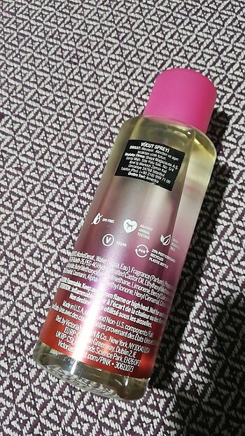 VİCTORİAS SECRET VÜCUT SPREYİ FRESH&CLEAN - Görsel 2