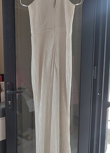 Parlak kumaş gece elbisesi - Görsel 3