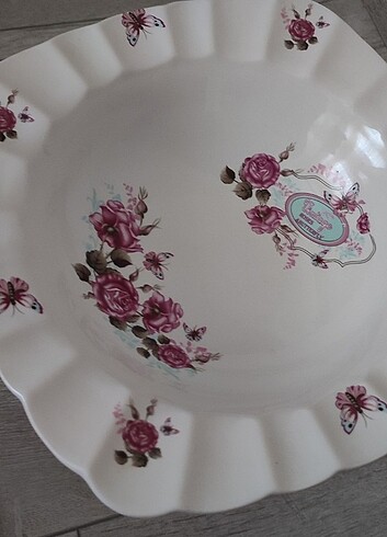 Desenli ayaklı meyvelik  - Görsel 4