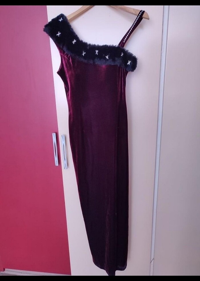 Kol detaylı gece elbisesi  - Görsel 2