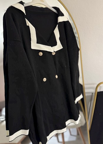 Şık Siyah-Beyaz Triko Takım  Ceket & Pantolon - Görsel 4