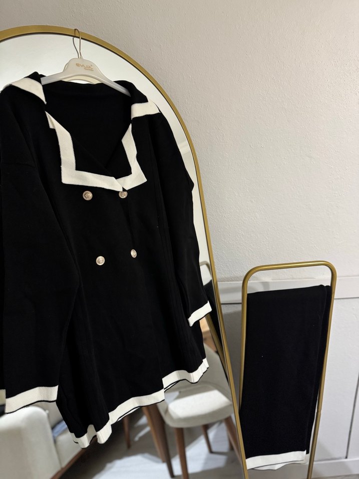 Şık Siyah-Beyaz Triko Takım  Ceket & Pantolon - Görsel 3