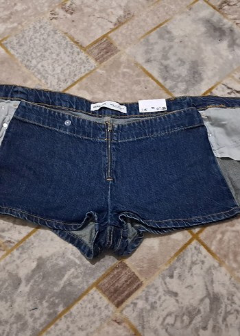 Bershka Gri-Mavi Bağlama Desenli Mini Denim Şort