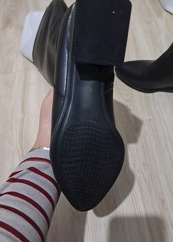 Siyah Deri Topuklu Dizüstü Kadın Çizme - Görsel 4