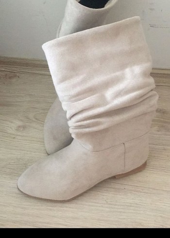 Bej Pilili Kadın Dizüstü Çizme - Görsel 3