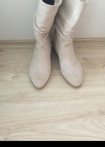 Bej Pilili Kadın Dizüstü Çizme - Görsel 4