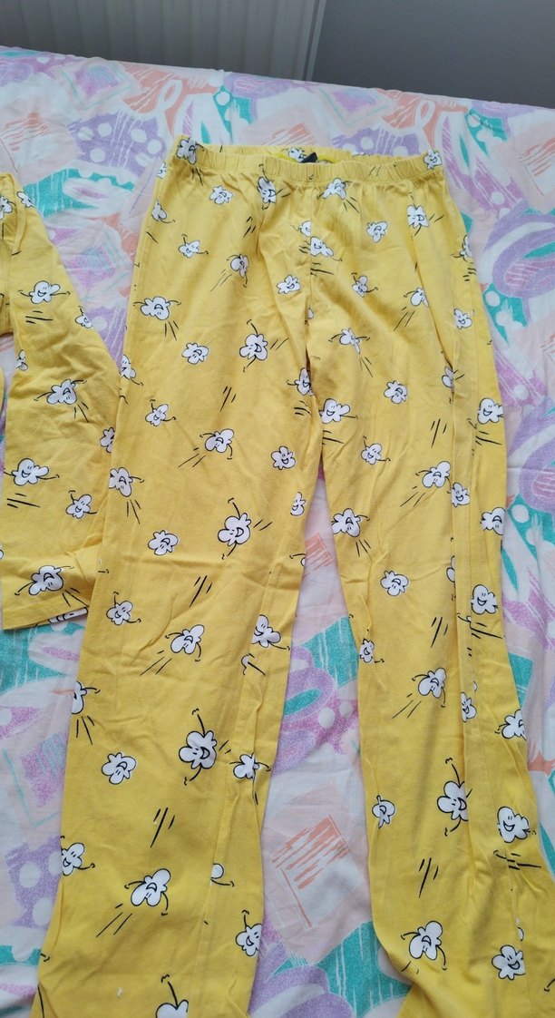 Sarı Desenli Kadın Pijama Takımı - Görsel 3