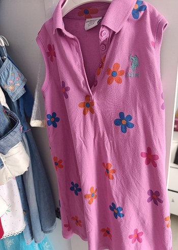 Pembe Çiçekli Kolsuz Kız Elbisesi