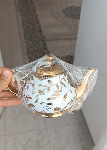 Beyaz Altın Desenli Porselen Demlik