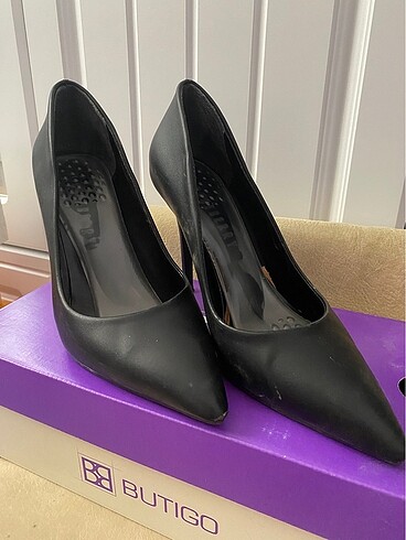 Diğer Siyah stiletto
