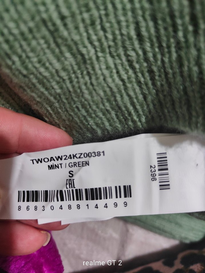 Yeşil V Yakalı yün Kadın Kazak - Görsel 4