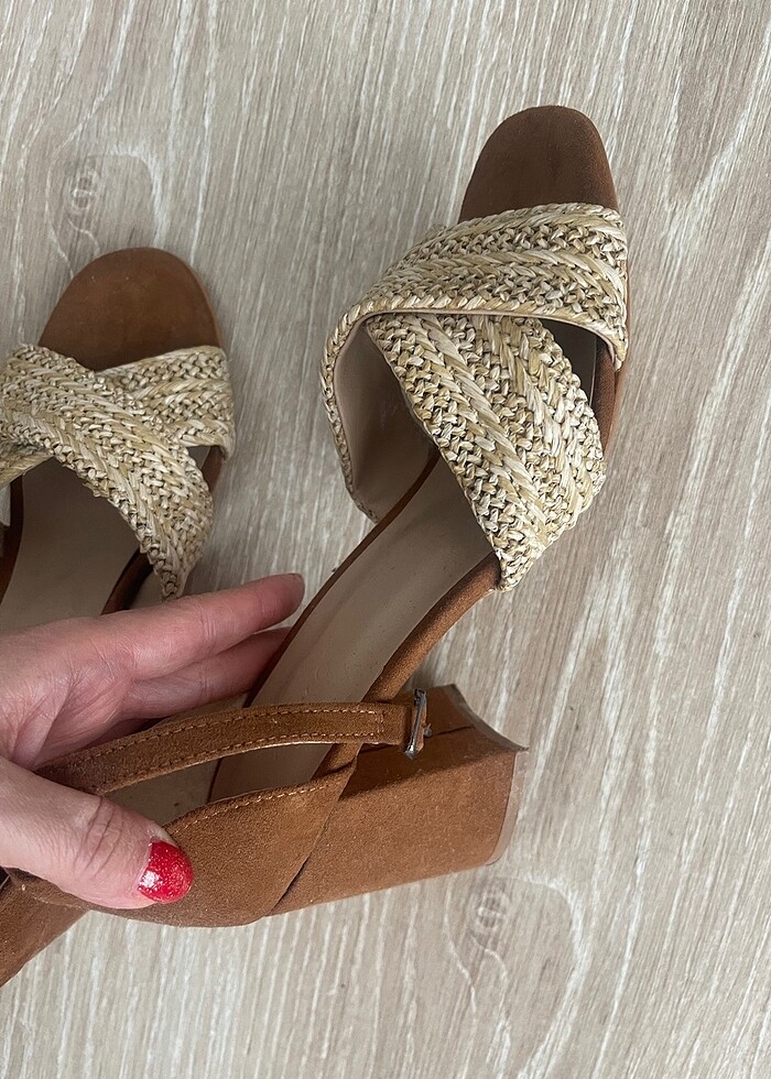 Hasır Görünümlü Topuklu Ayakkabı - Görsel 2