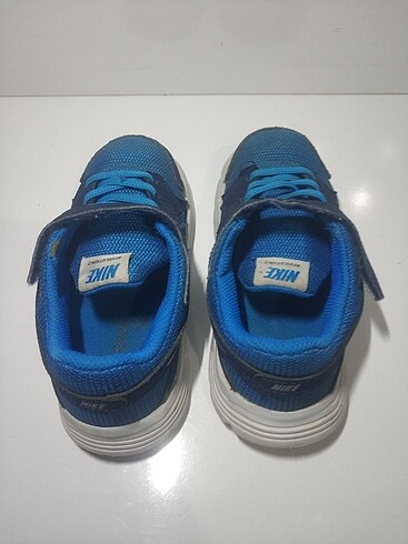 27 Beden mavi Renk Nike orijinal mavi çocuk spor ayakkabısı