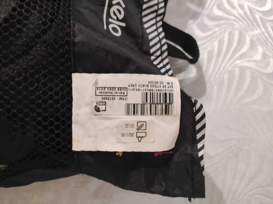 Siyah scooter-paten Diz Koruyucu ve kask- Cırtlı - Görsel 2