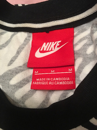 m Beden Nike tshirt