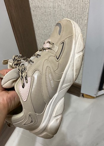 Bej Kadın Stiletto Topuklu Spor Ayakkabı - Görsel 3