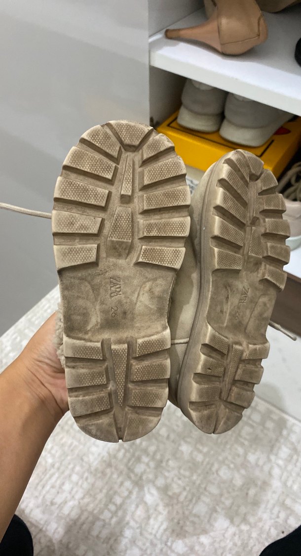 Kız Çocuk Bej Kürklü Bot - Görsel 4