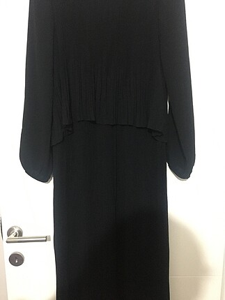 40 Beden siyah Renk Piliseli elbise