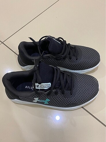 38,5 Beden Under Armour koşu ayakkabısı