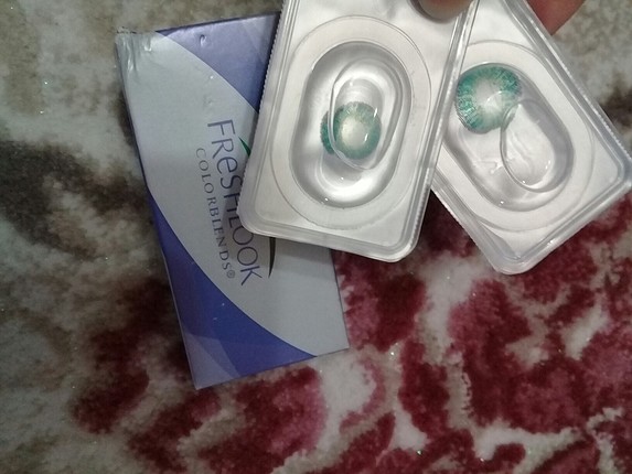 yeşil lens