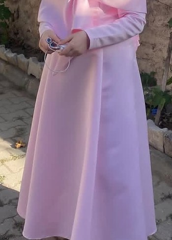 Fiyonklu Uzun Pembe Kadın Abiye Elbise - Görsel 2