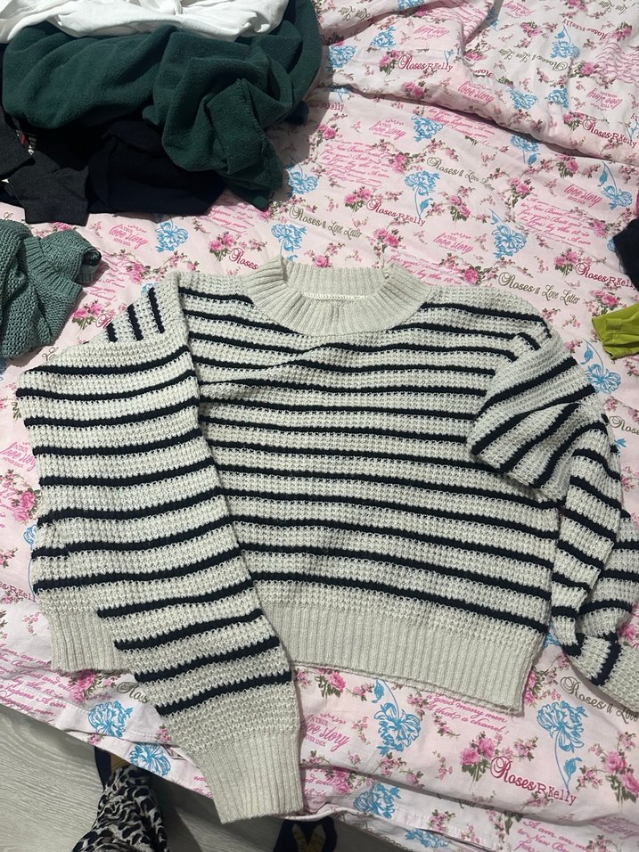 Gri Çizgili Örgü Kadın Kazak - Görsel 2