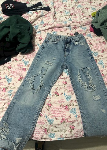 Kadın zara Mavi Bol Kesim Yırtık Kot Pantolon - Görsel 2