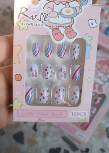 Pastel Renkli 12 Parça Tırnak Süslemeleri - Görsel 3