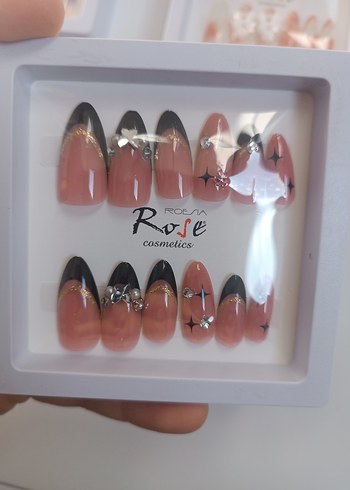 Bej Renkli Işıltılı Takma tırnak - Görsel 4
