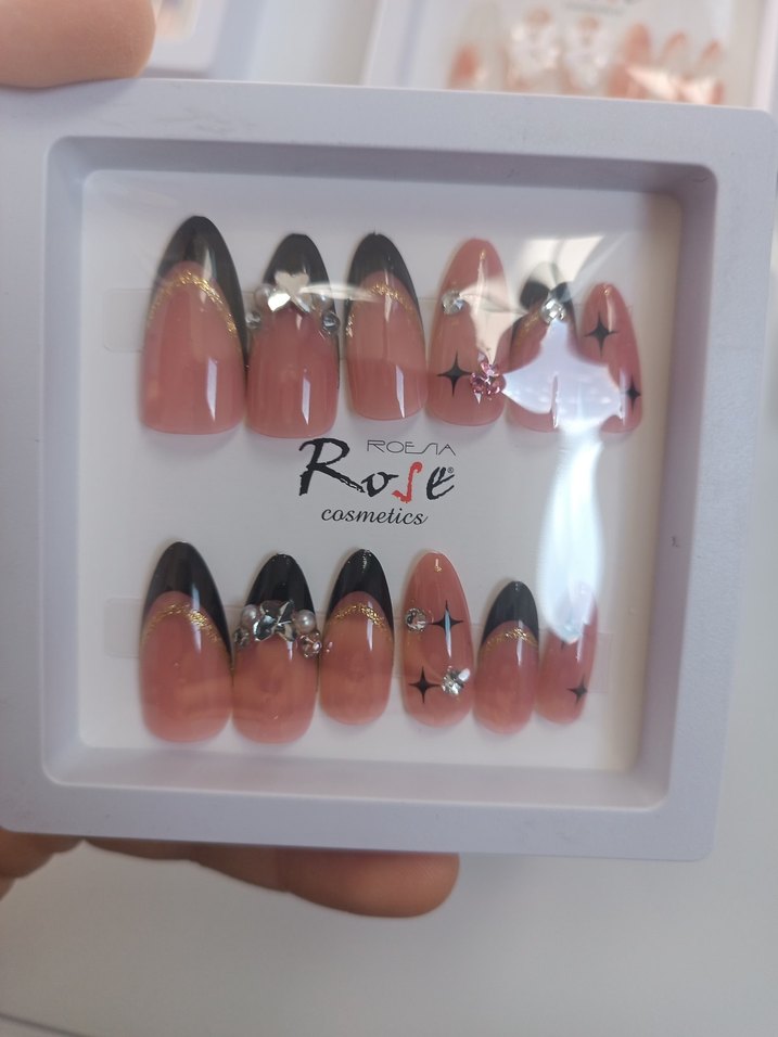 Bej Renkli Işıltılı Takma tırnak - Görsel 4