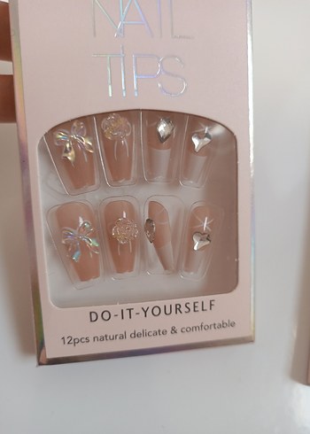 Pembe Kendin Yap Tırnak Süslemeleri 12'li - Görsel 8