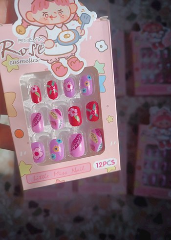 Pastel Renkli 12'li Tırnak Süslemeleri - Görsel 2