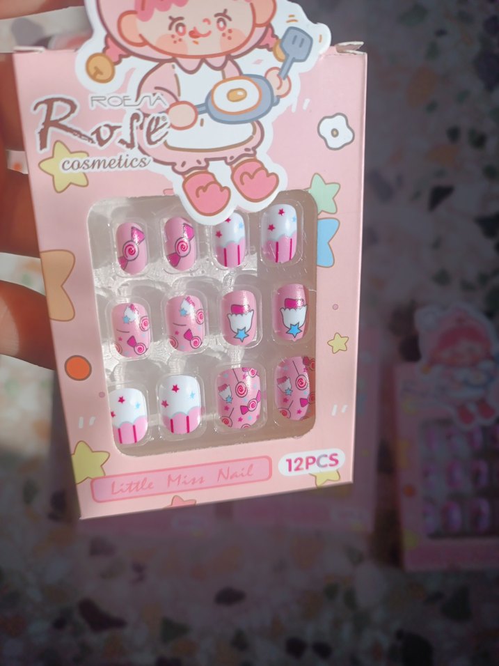 Pastel Renkli 12'li Tırnak Süslemeleri - Görsel 4