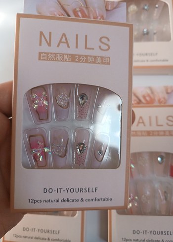 Renkli Kendin Yap Takma tırnak - Görsel 4