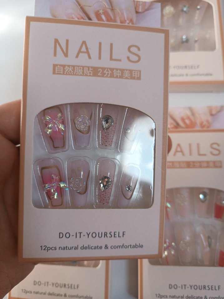 Renkli Kendin Yap Takma tırnak - Görsel 4