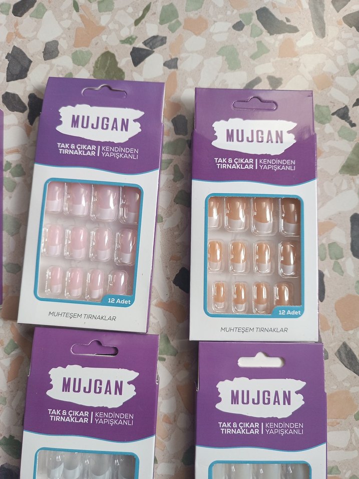 MUJGAN Çok Renkli Tak & Çıkar Tırnak Süslemeleri - Görsel 4