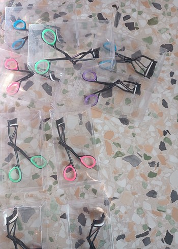 6 adet Renkli Kirpik Kıvırıcı - Görsel 2