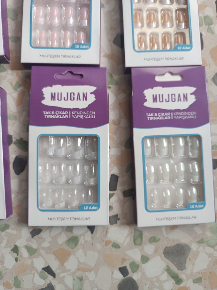 Mujgan Renkli Tak & Çıkar Tırnak Süslemeleri - Görsel 3