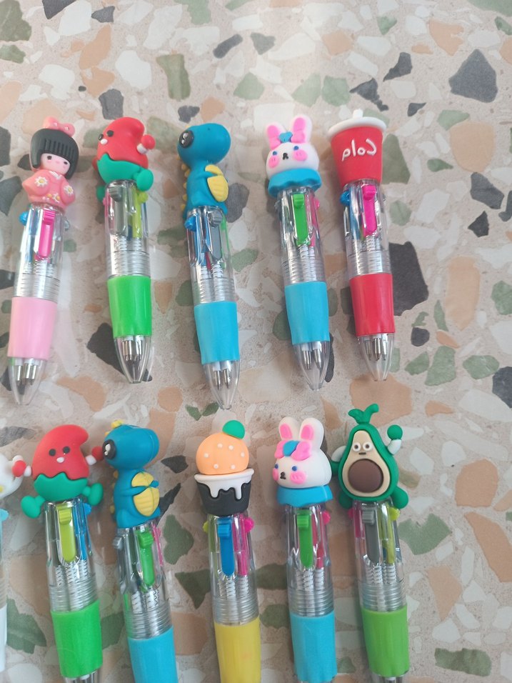 Renkli Karakterli Çoklu Tükenmez Kalem Seti - Görsel 3