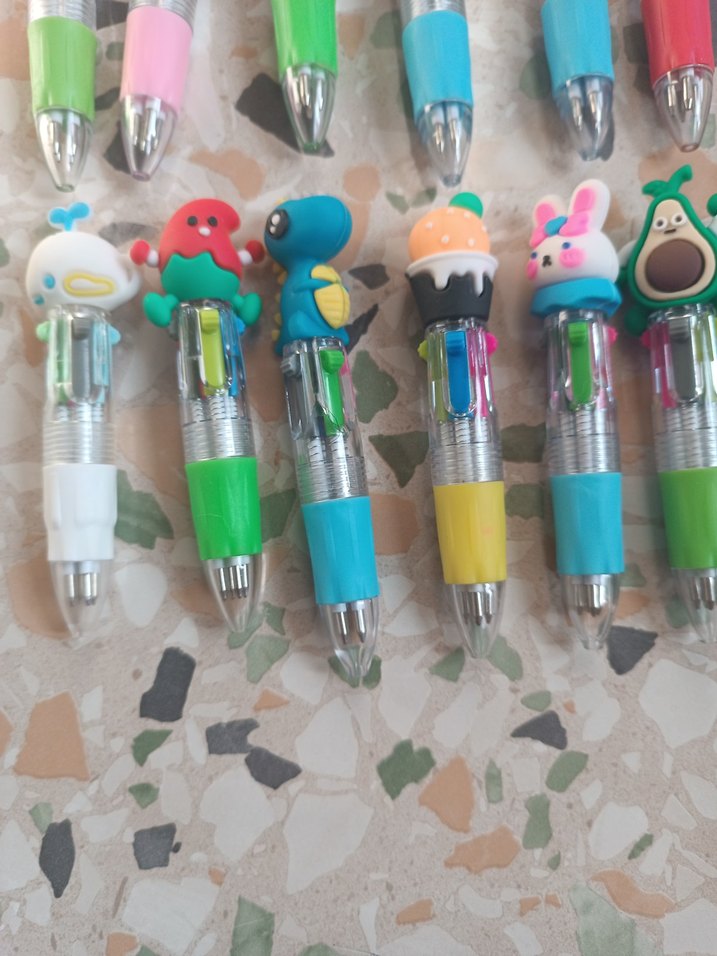 Renkli Karakterli Çoklu Tükenmez Kalem Seti - Görsel 2