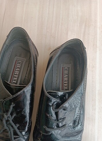 43 Beden siyah Renk Tamer tanca erkek ayakkabı öndeki çizikler silince geçer 