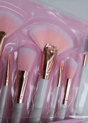 YARICCI Pembe Makyaj Fırça Seti - Görsel 5