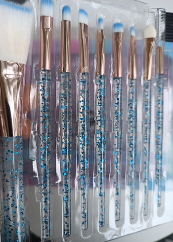 12 Parça Renkli Makyaj Fırça Seti - Görsel 5