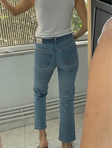 Mango jean