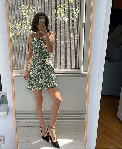 Zara Saten Kisa Elbise