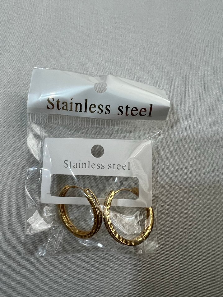 Stainless Steel Altın Renk Klipsli Halka Küpe - Görsel 3