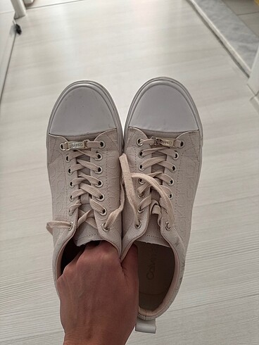 40 Beden CK AYAKKABI