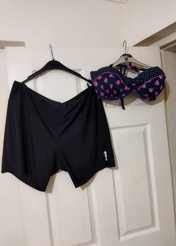 Pembe Desensiz Mini Bikini Takımı kombin edilmistir