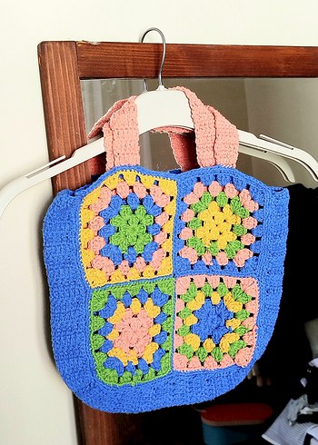 Zara Renkli Örgü Kare Desenli Kol Çantası